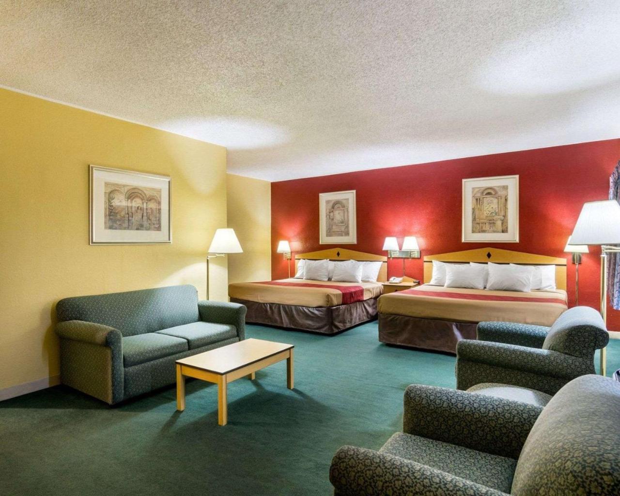 Econo Lodge Topeka Dış mekan fotoğraf